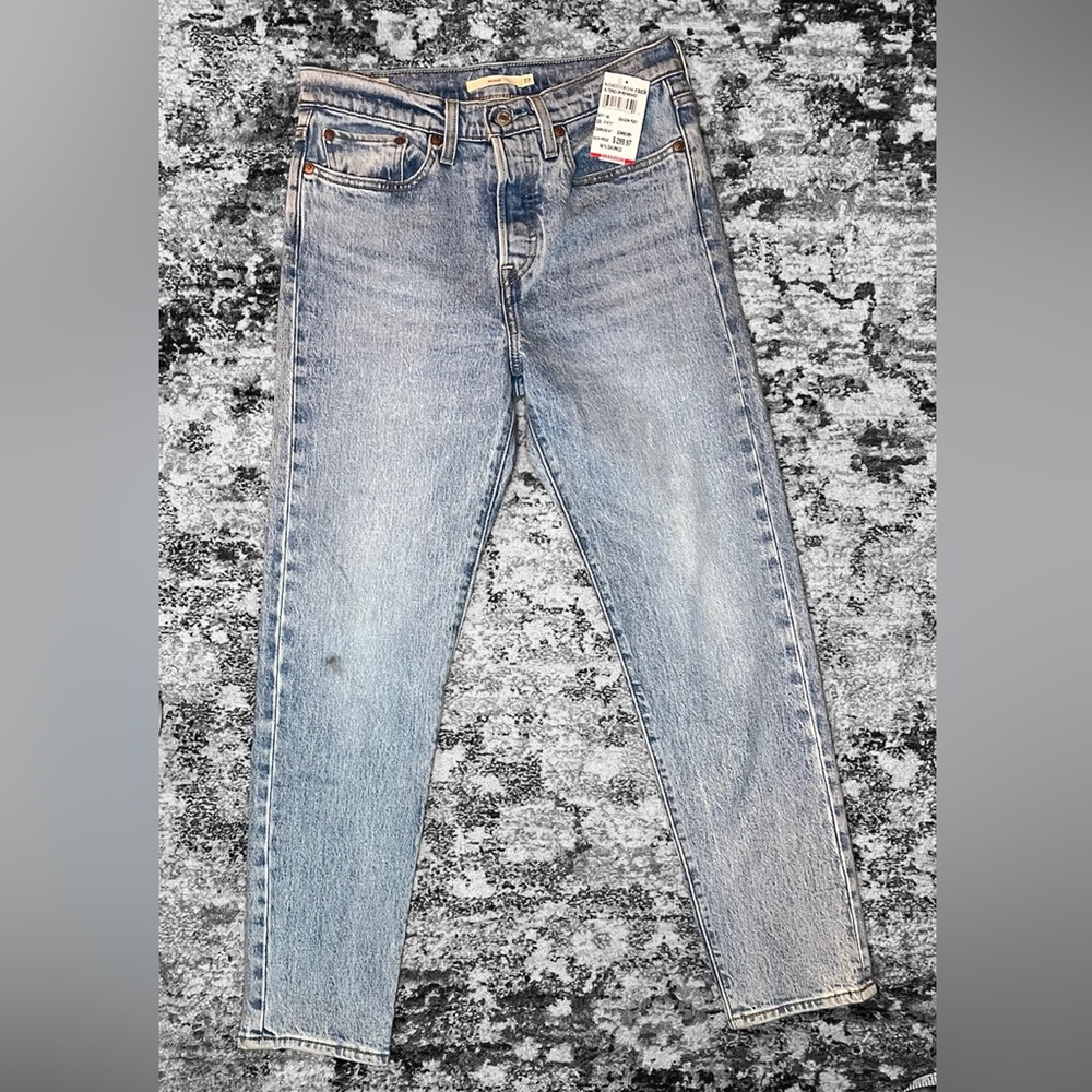 Levi’s Wedgie jeans